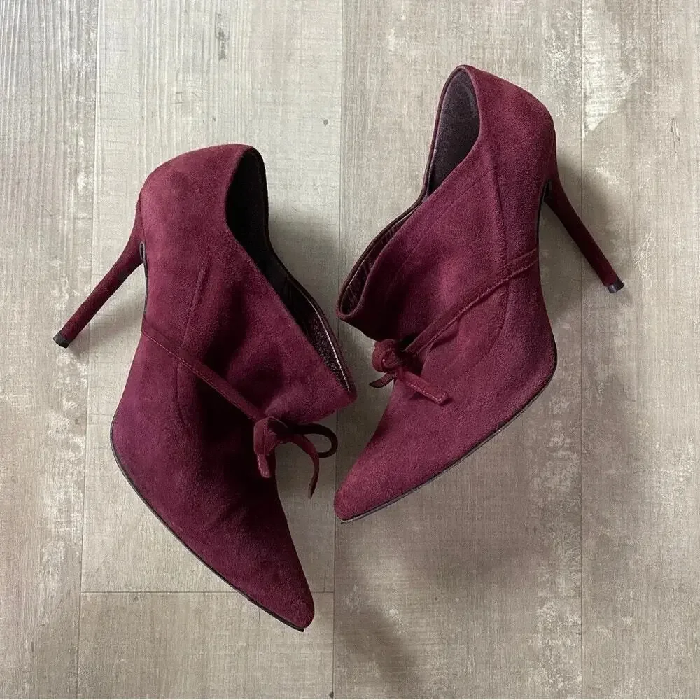 Stuart Weitzman Aokhi Pointy Suede Bootie Heel Women’s Size 8.5